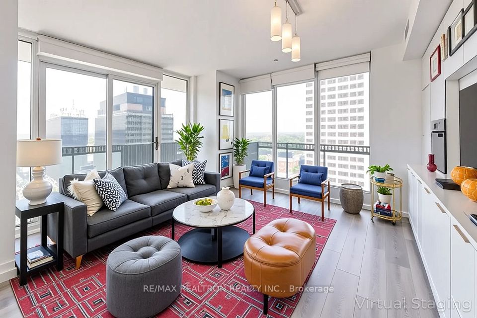 8 Eglinton
