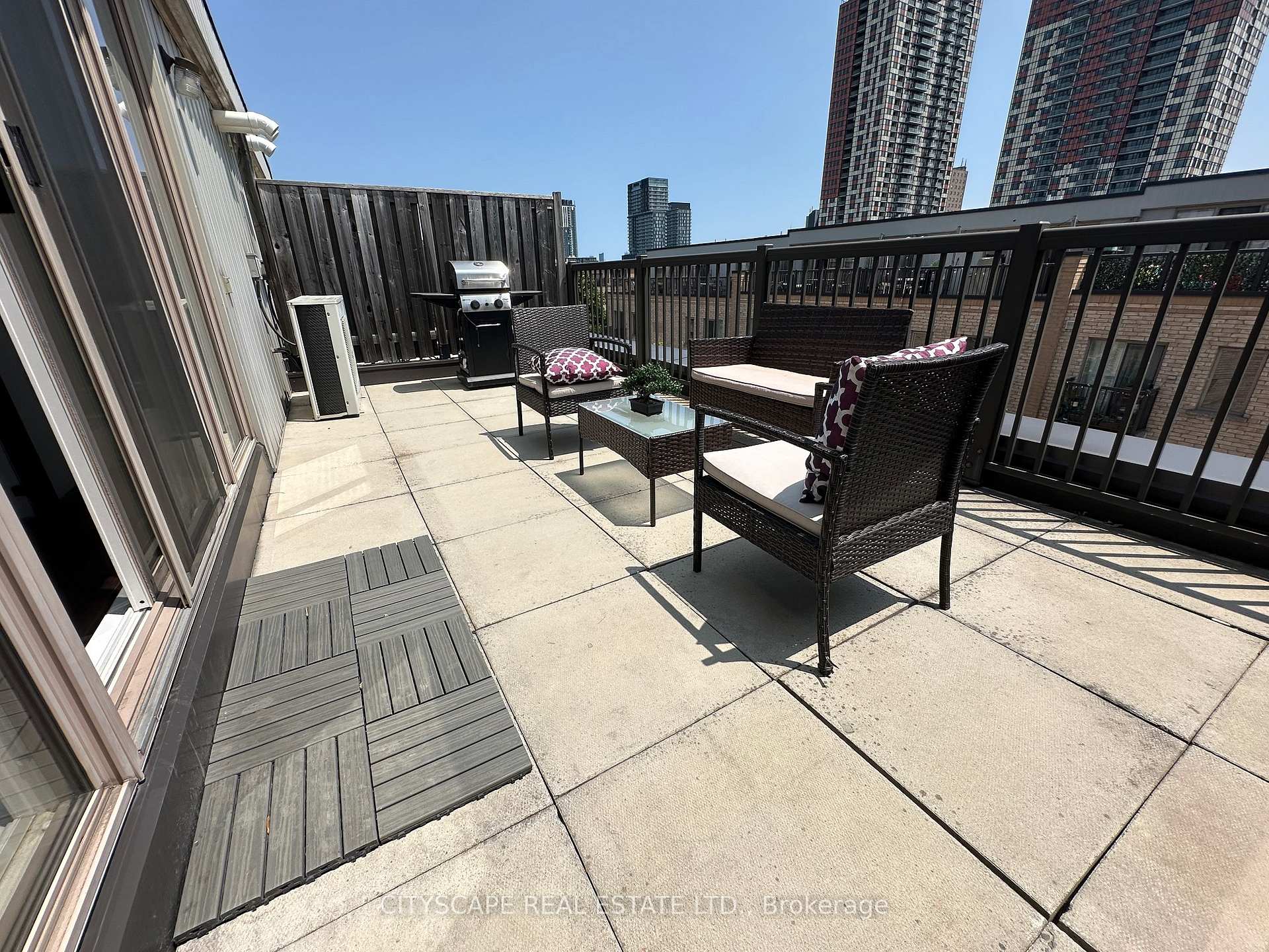 3 Bedrooms Condo at 16 Foundry, Toronto For sale