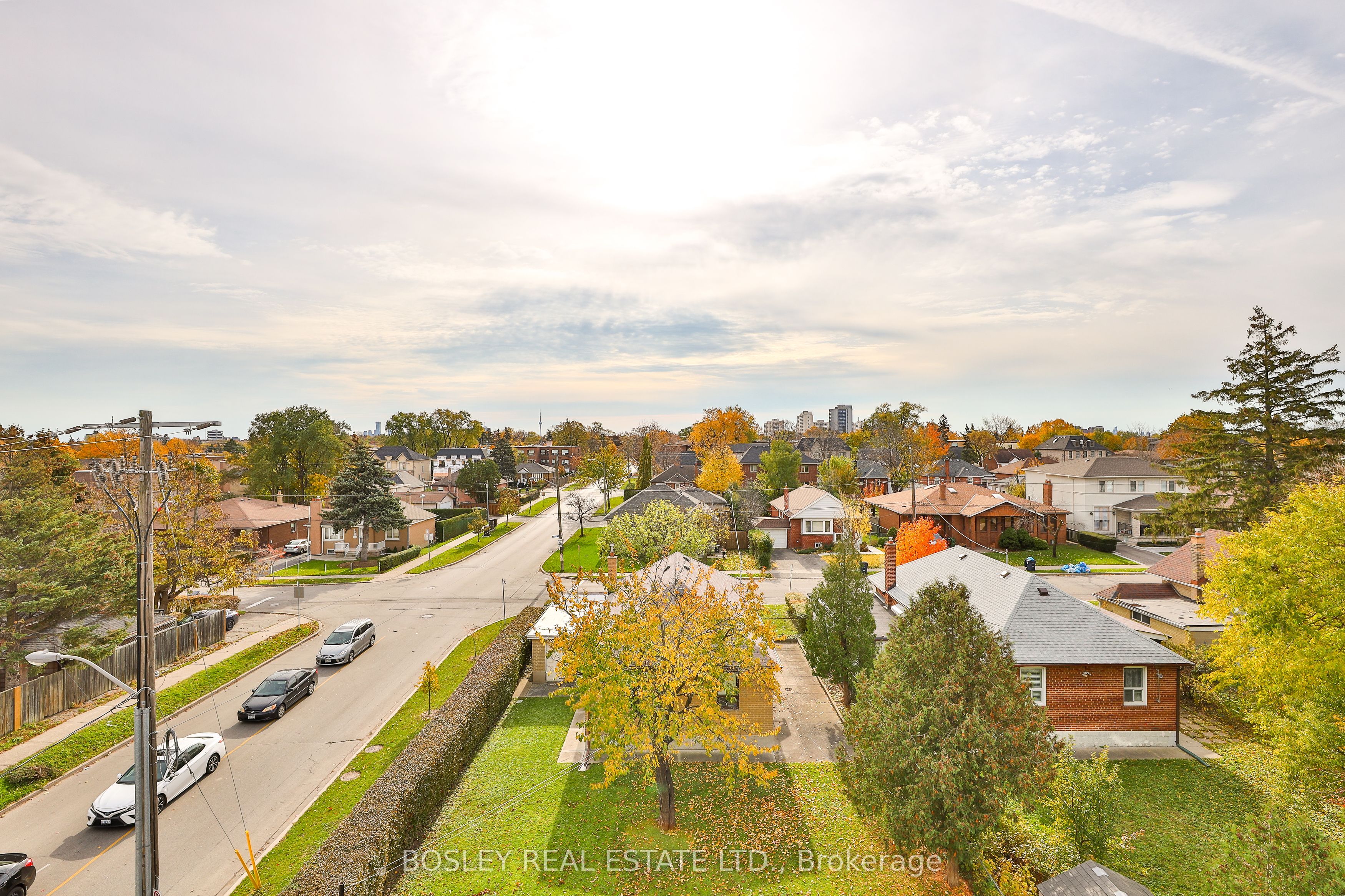 639 Lawrence Avenue W, #302