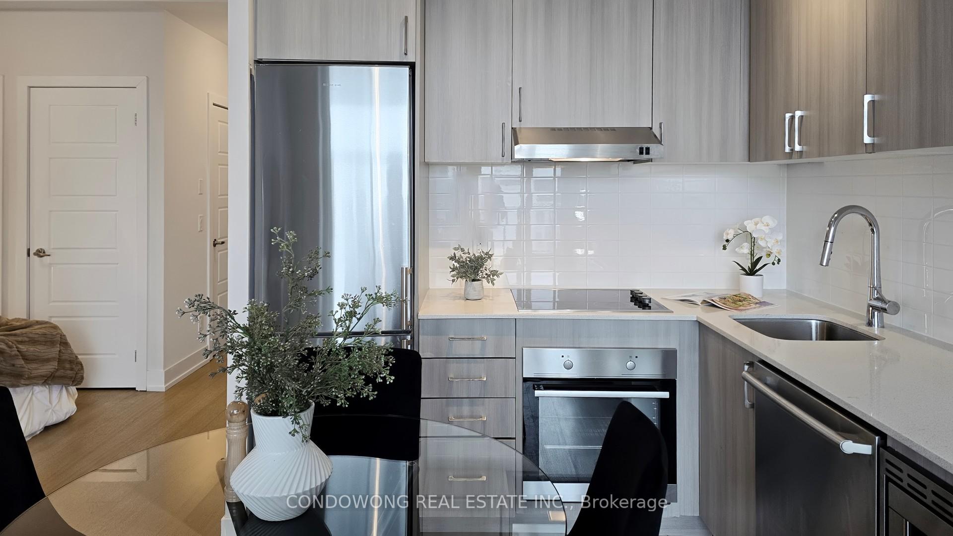 1 Bedroom Condo at 7 Kenaston, Toronto For sale