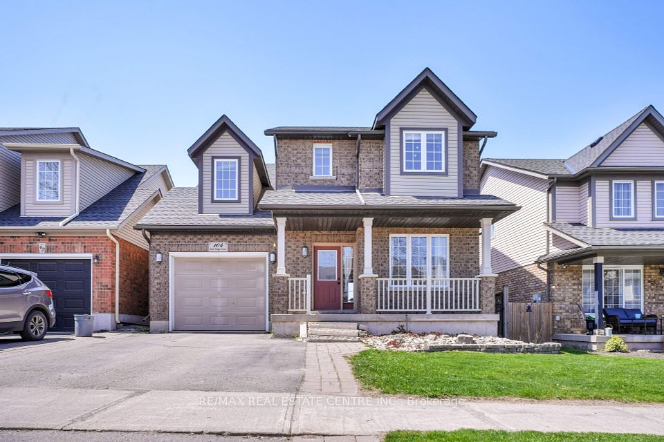 104 Oak Ridge
