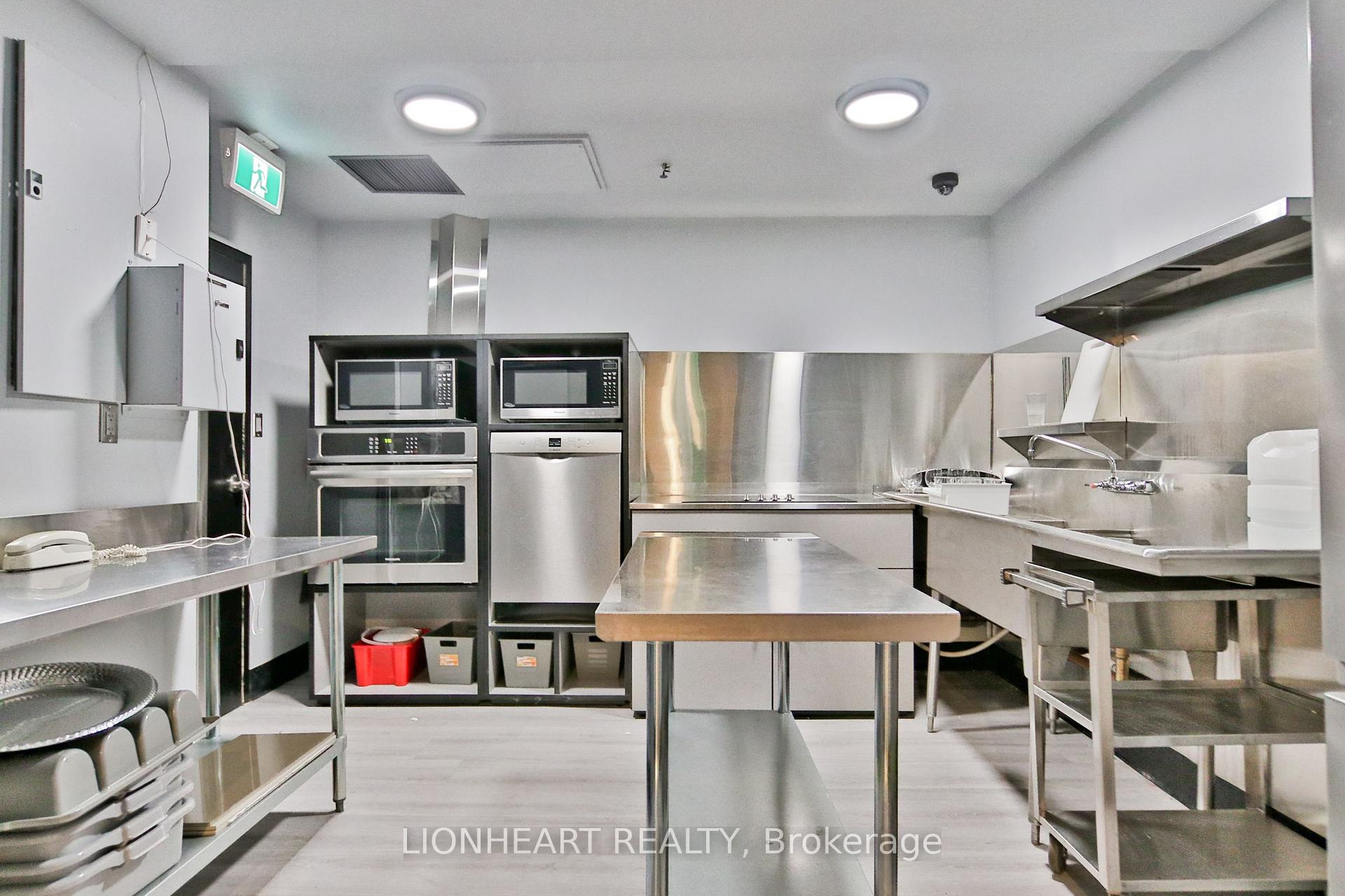 Condo at 40 Homewood, Toronto For sale