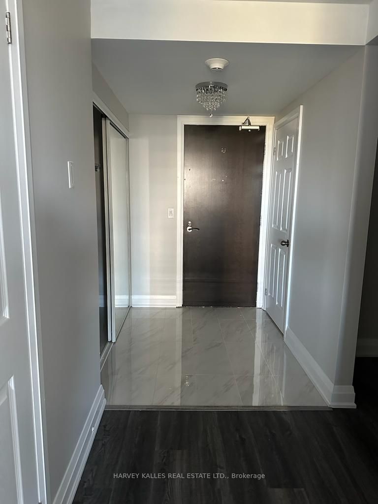 20 North Park Road 704