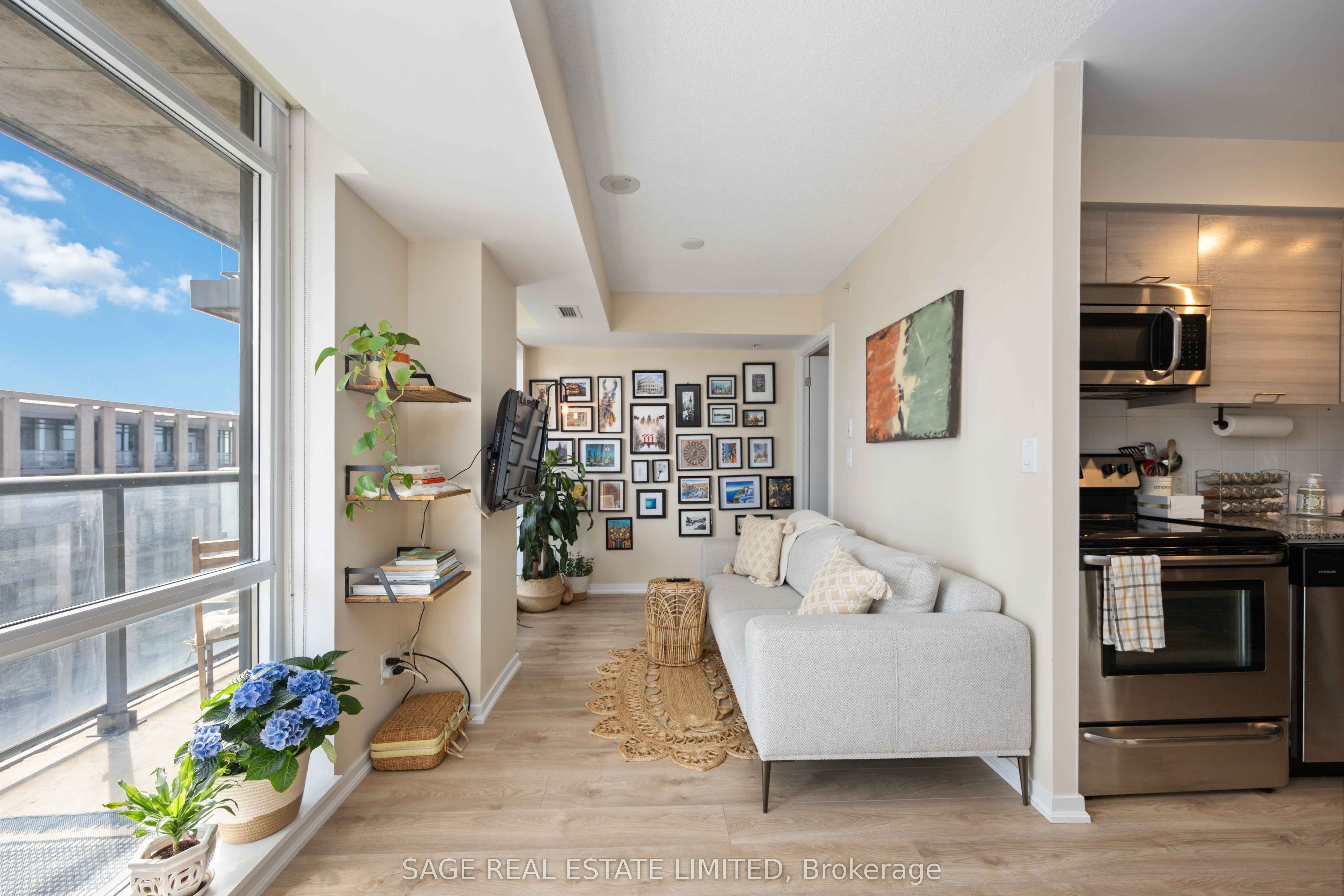 20 Joe Shuster Way, #1305