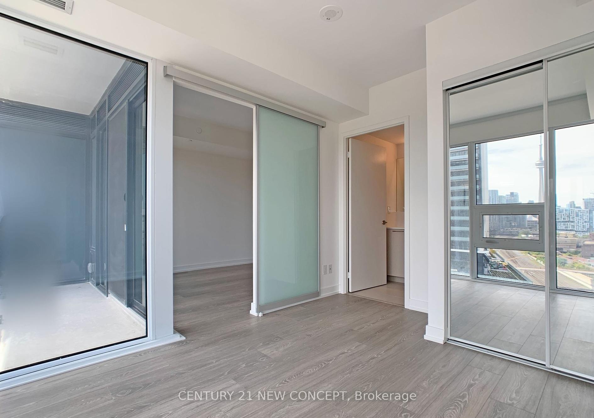 2 Bedrooms Condo at 19 Western Battery, Toronto For sale