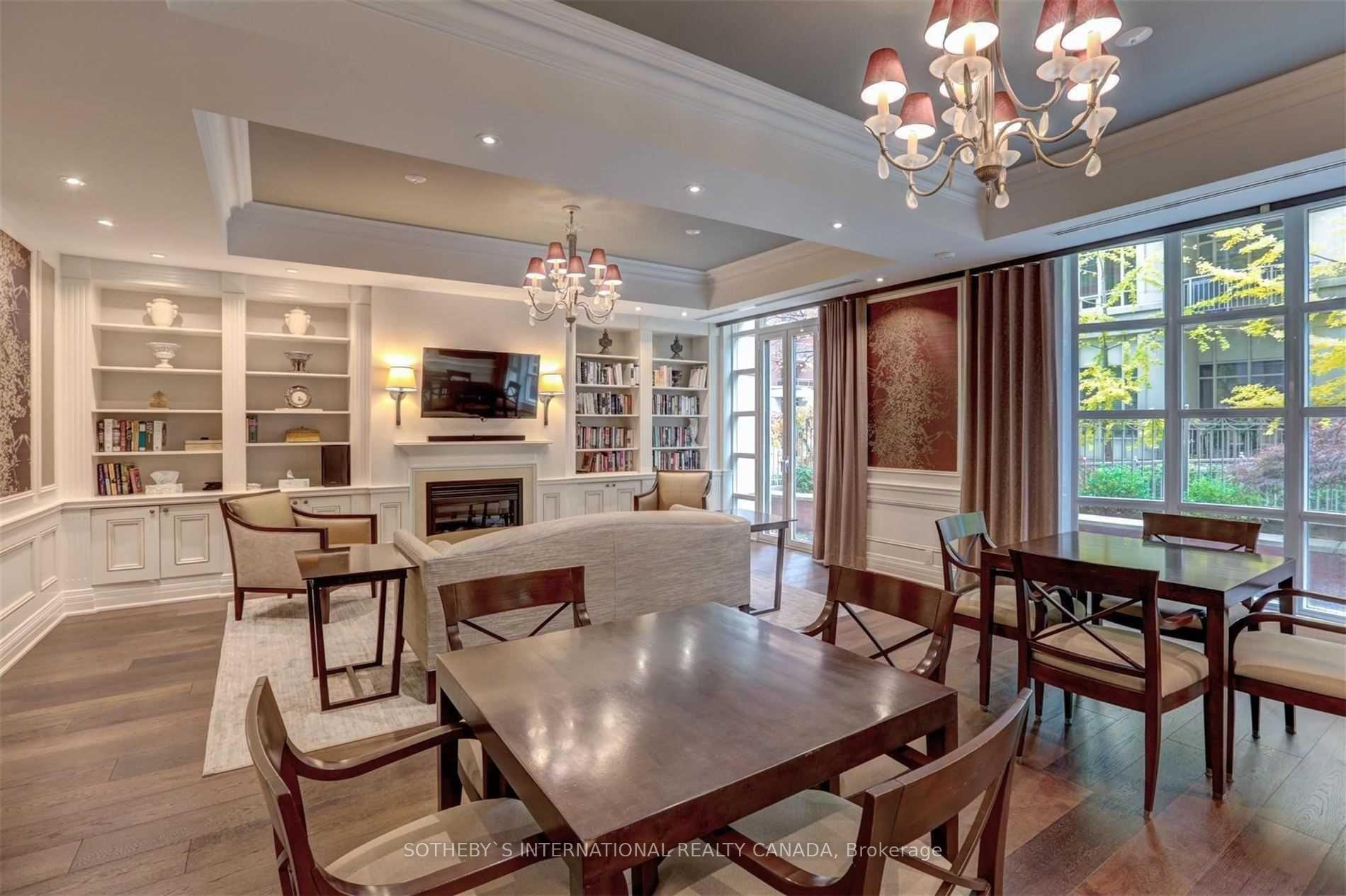 3 Bedrooms Condo at 55 Delisle,  Toronto For sale