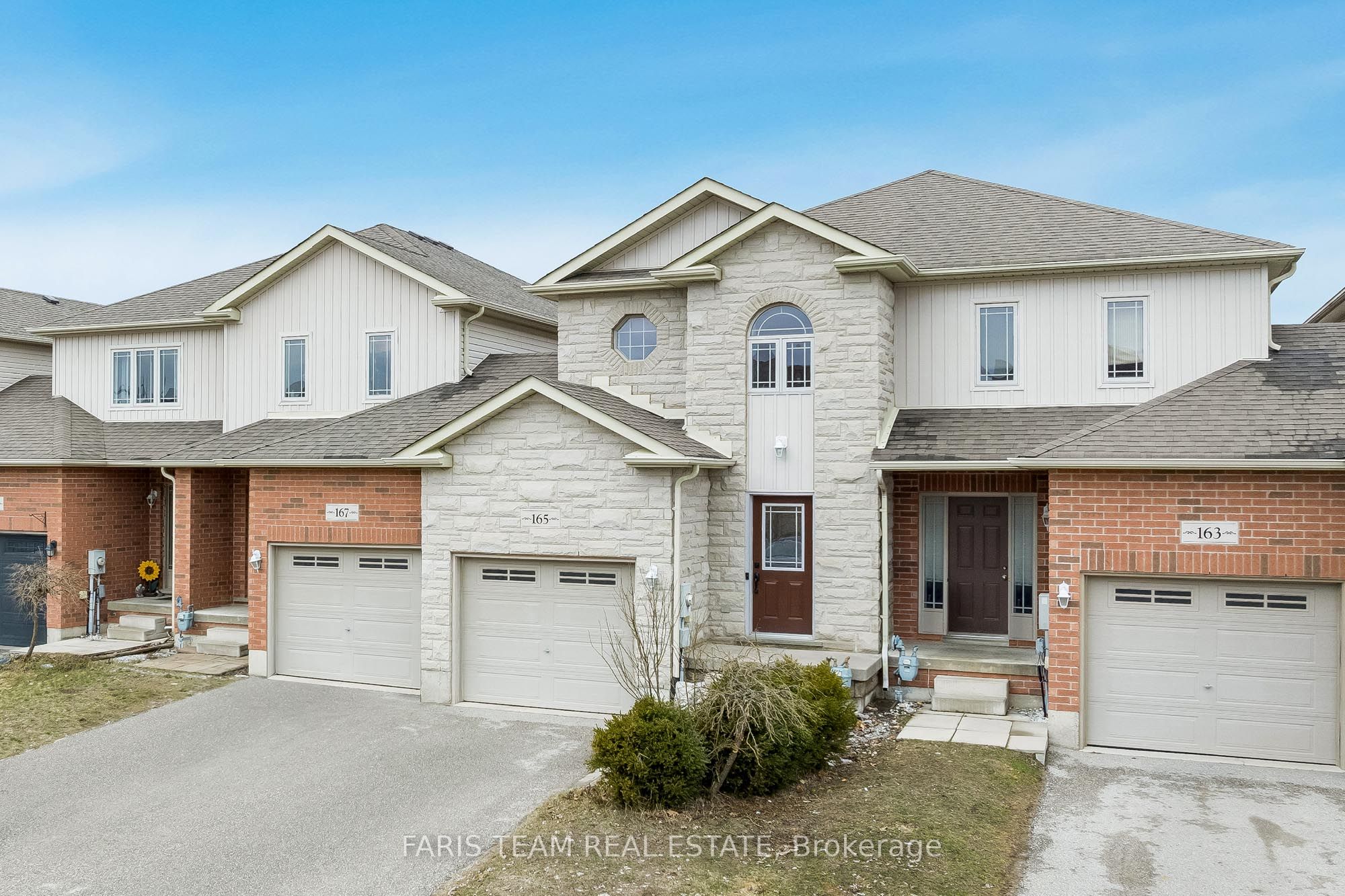 165 Banting Crescent, Essa, ON L3W 0P3