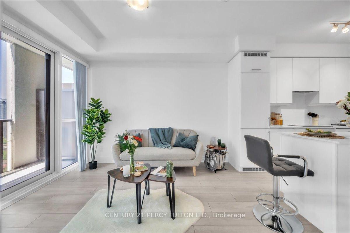 1 Bedroom Condo at 30 Elm, Mississauga For sale