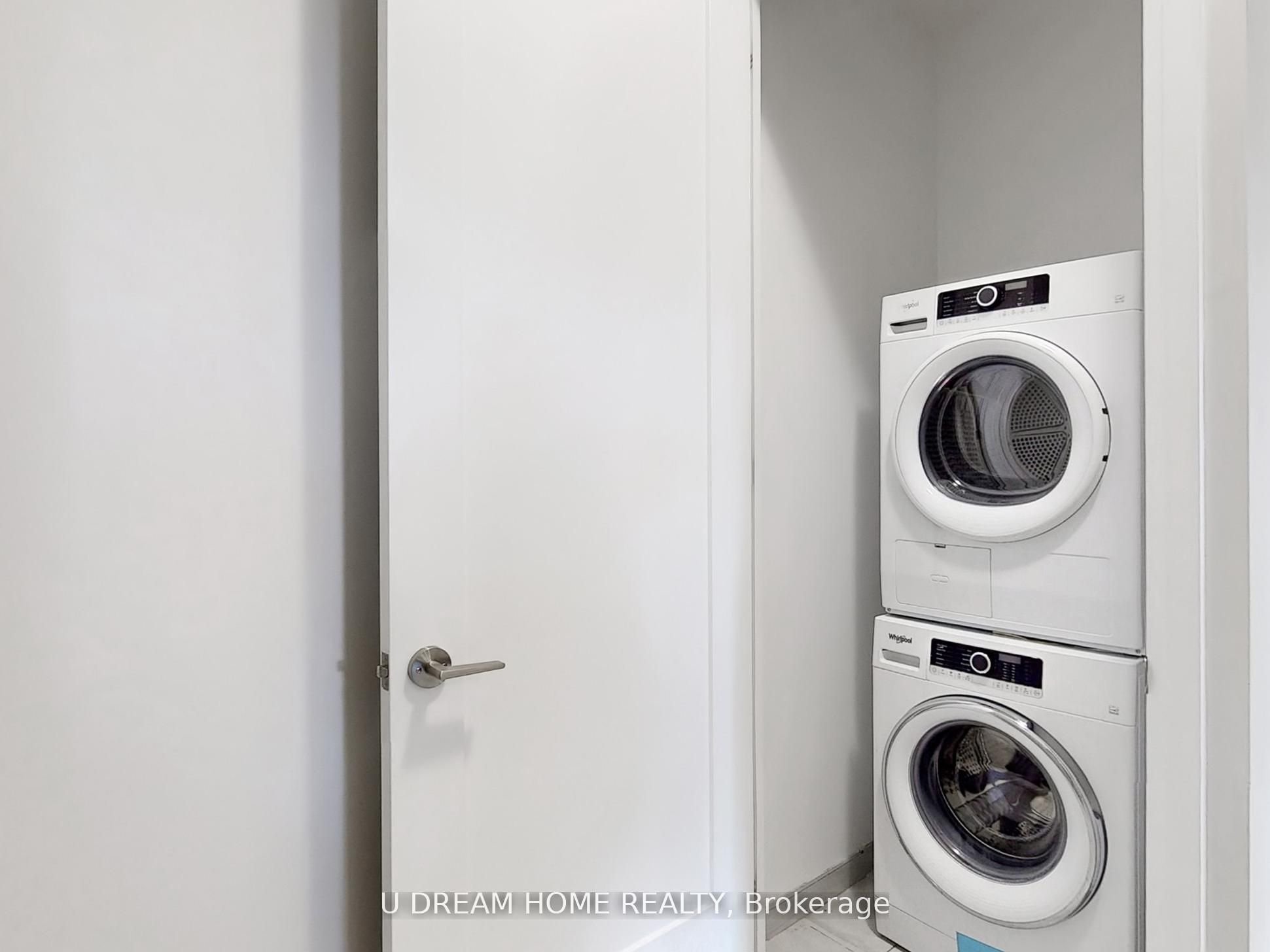 398 highway7 E, #102