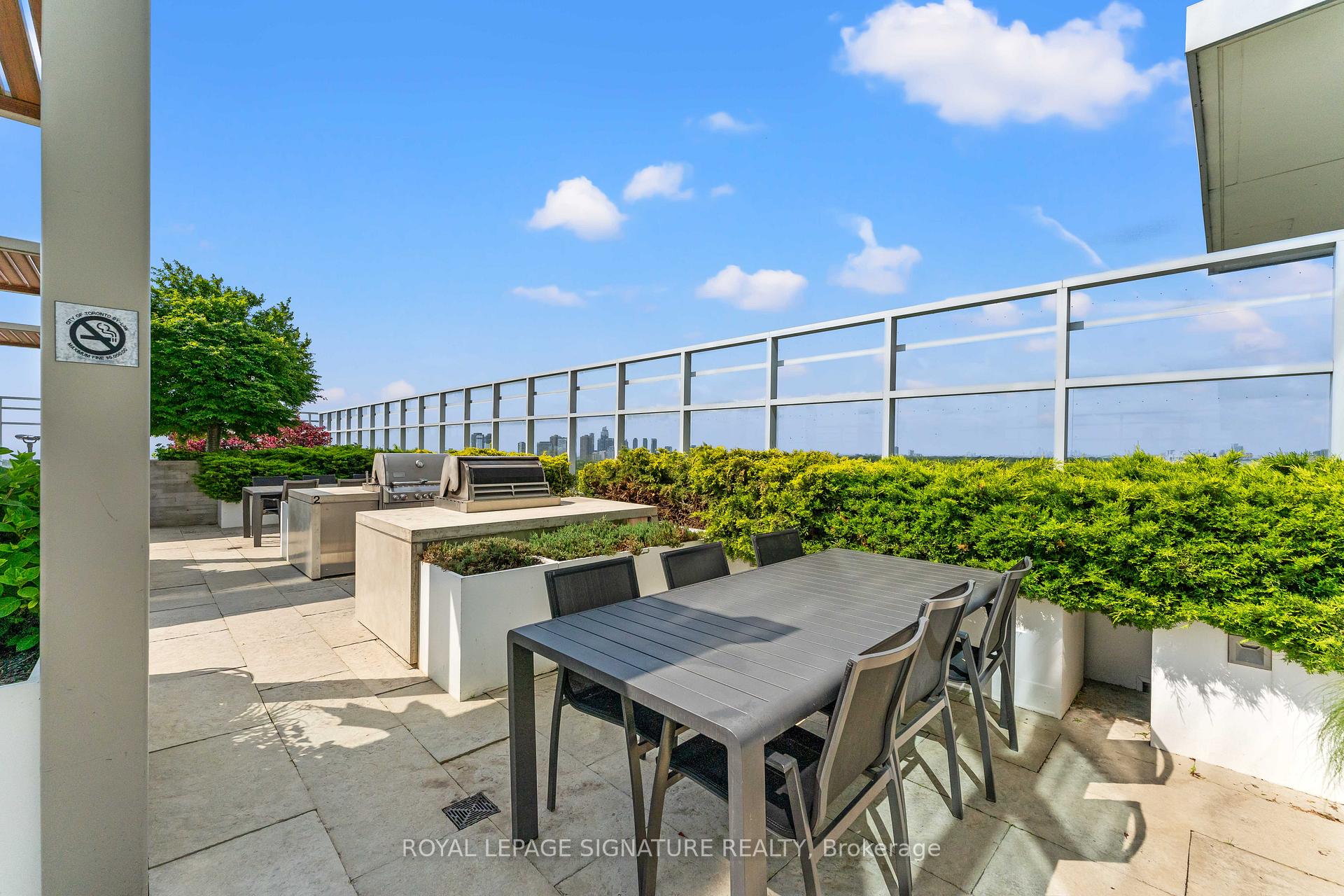 2 Bedrooms Condo at 1830 Bloor, Toronto For sale