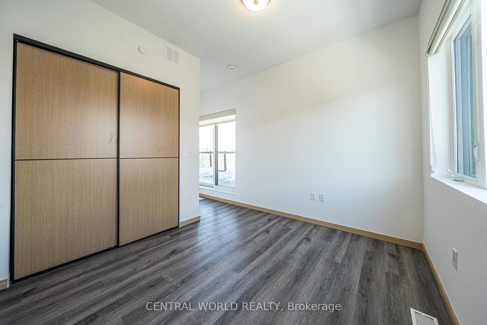 2 Bedrooms Condo at 50 Morecambe, Toronto For sale