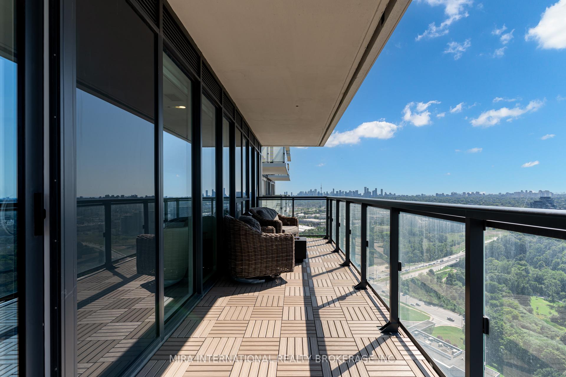 3 Bedrooms Condo at 30 Inn On The Park,  Toronto For sale