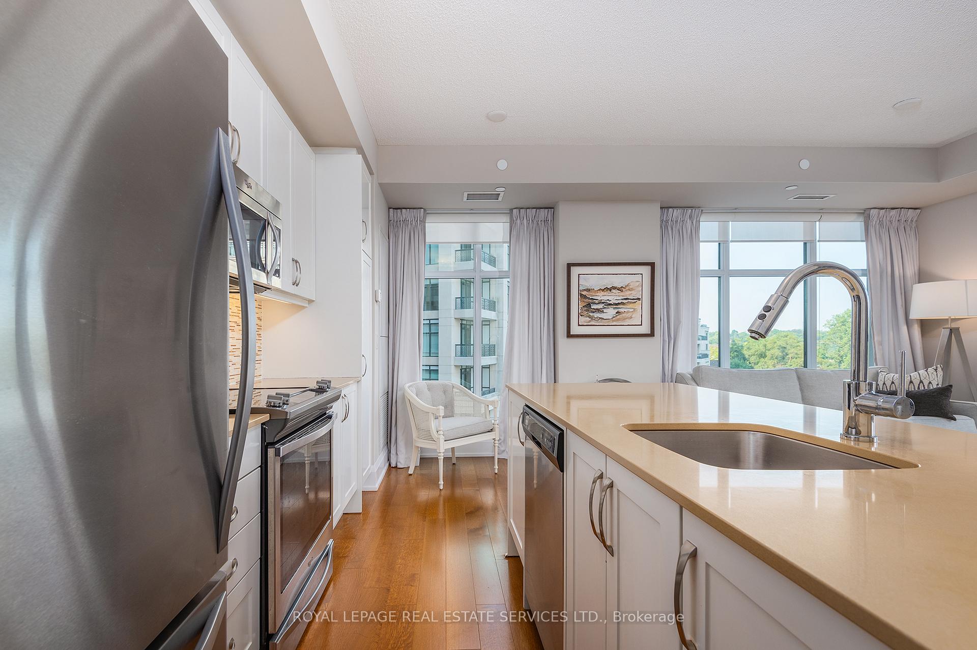 2 Bedrooms Condo at 1 Old Mill,  Toronto For sale