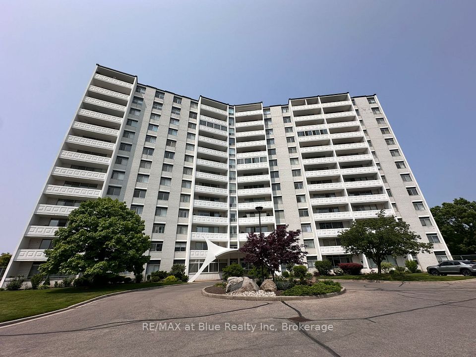#502 - 15 Towering Heights Boulevard, St. Catharines, ON L2T 3G7