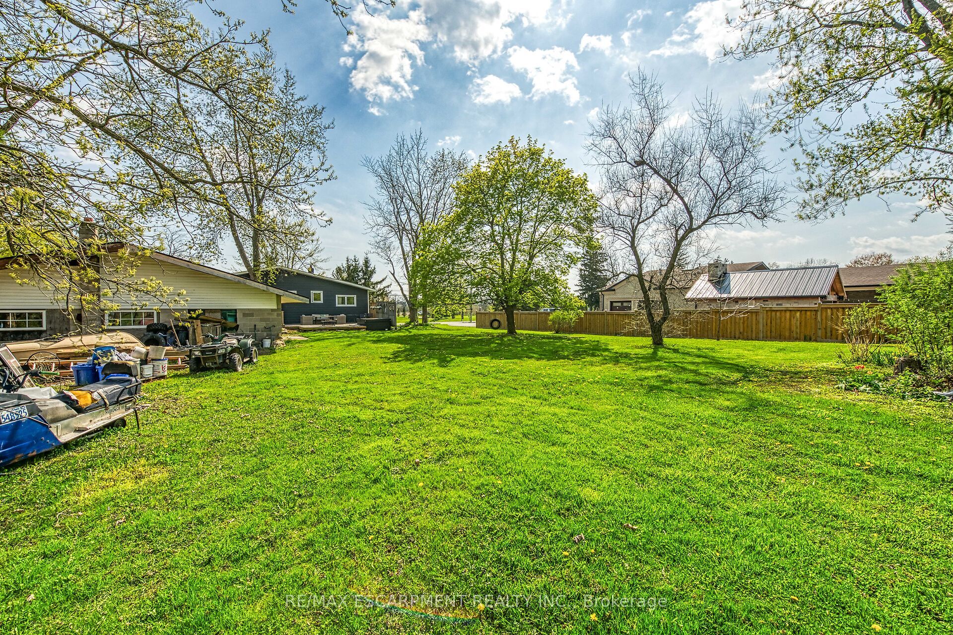 1214 Golf Club Road