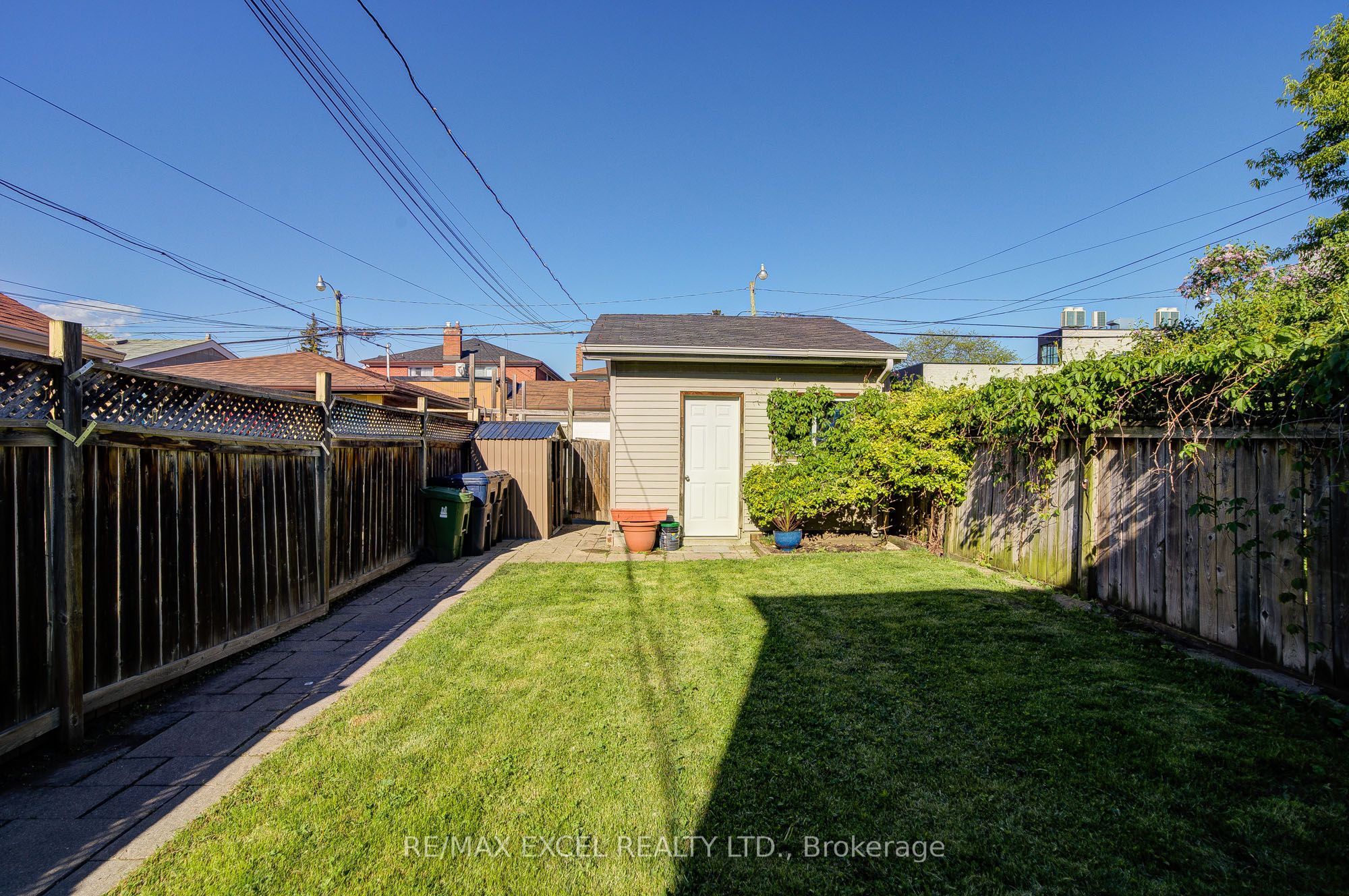 523 Delaware Avenue