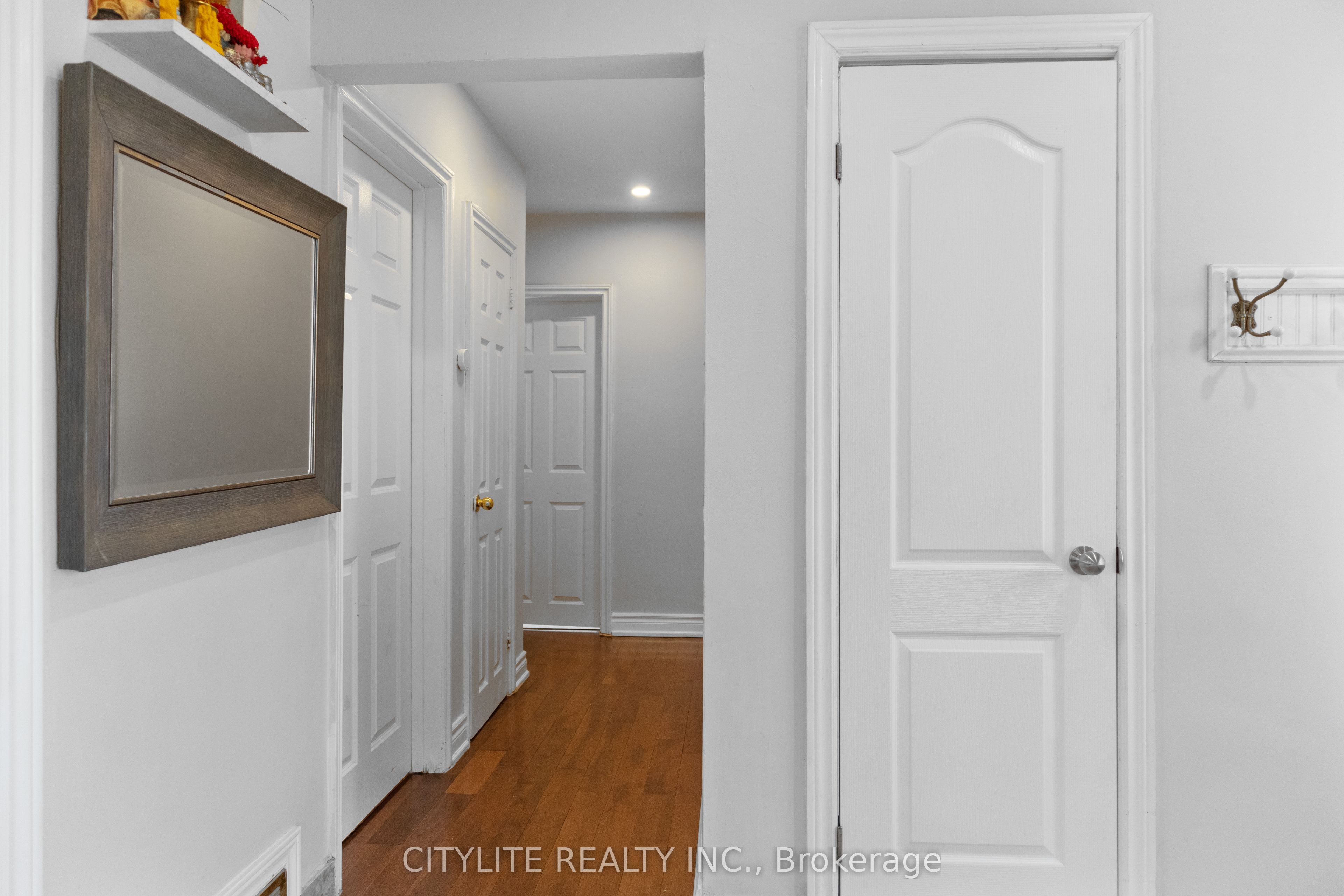 2 Emmeline Crescent