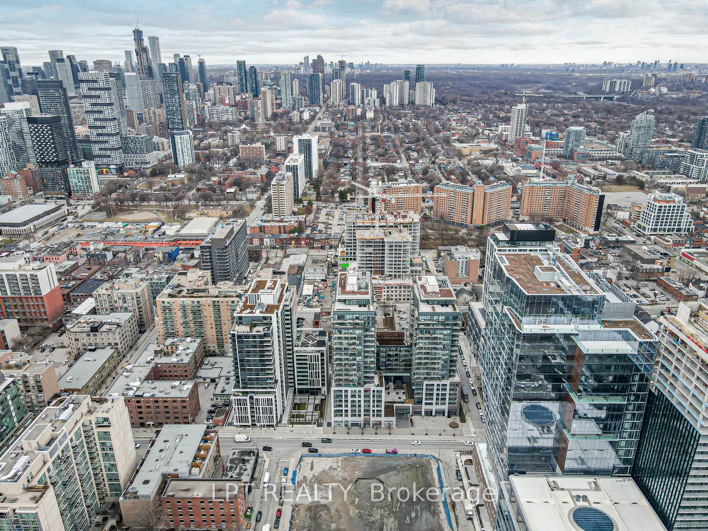 Condo at 460 Adelaide,  Toronto For sale