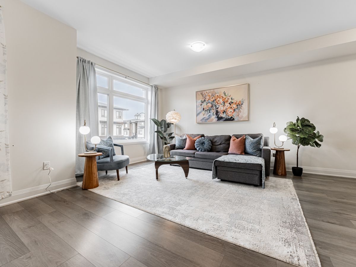 250 Finch Avenue 22