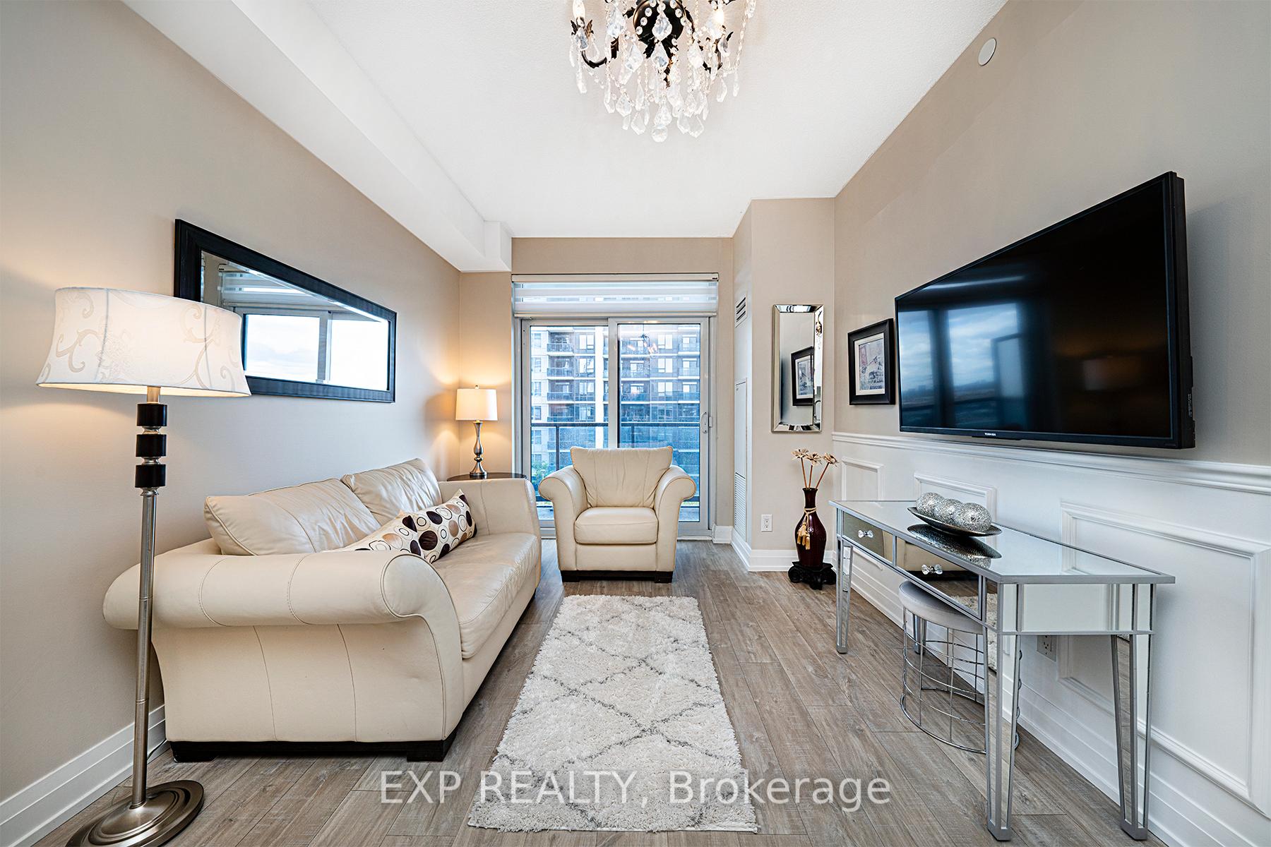 2 Bedrooms Condo at 3600 Highway 7, Vaughan For sale