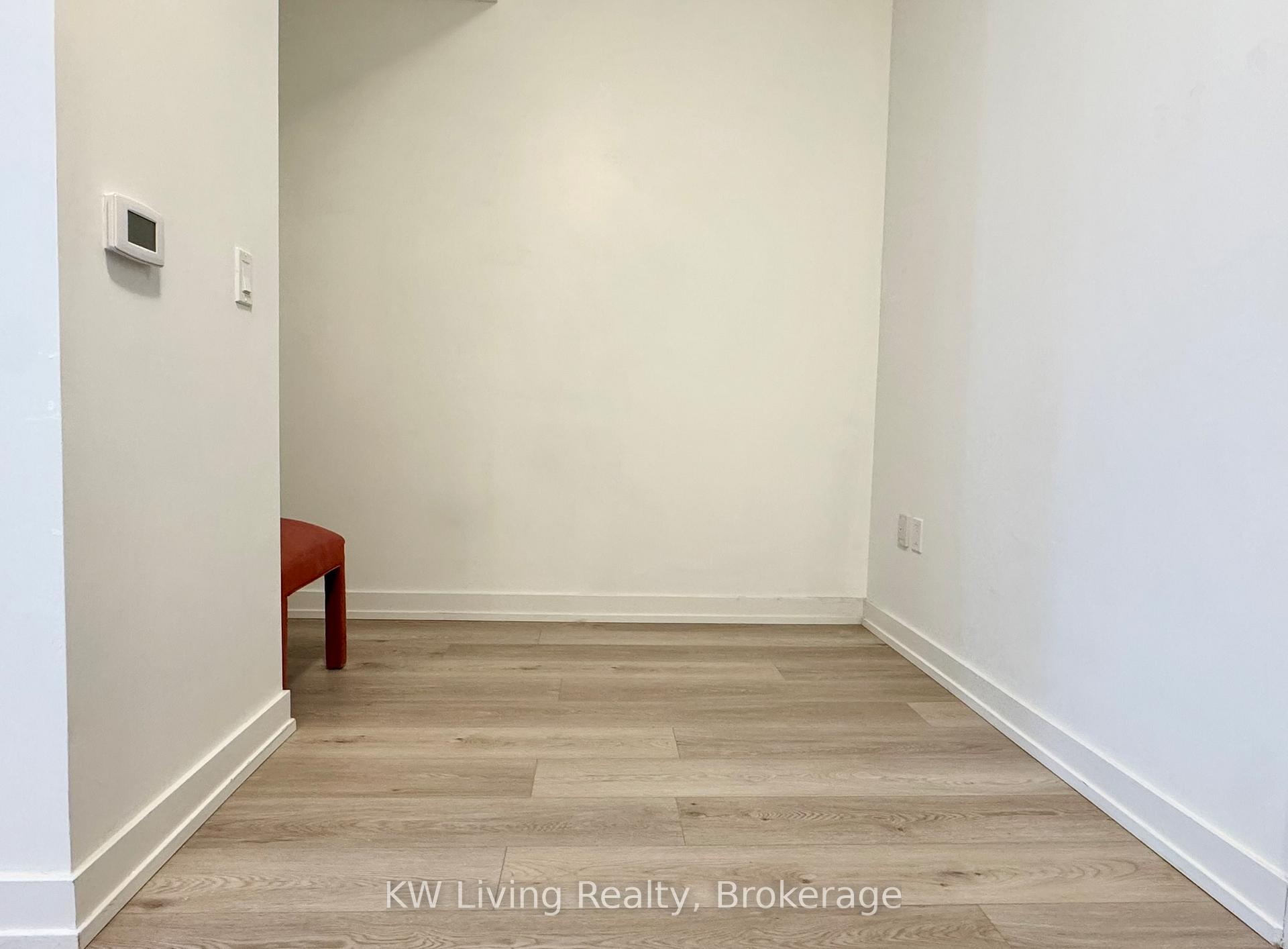2 Bedrooms Condo at 158 Front,  Toronto For sale