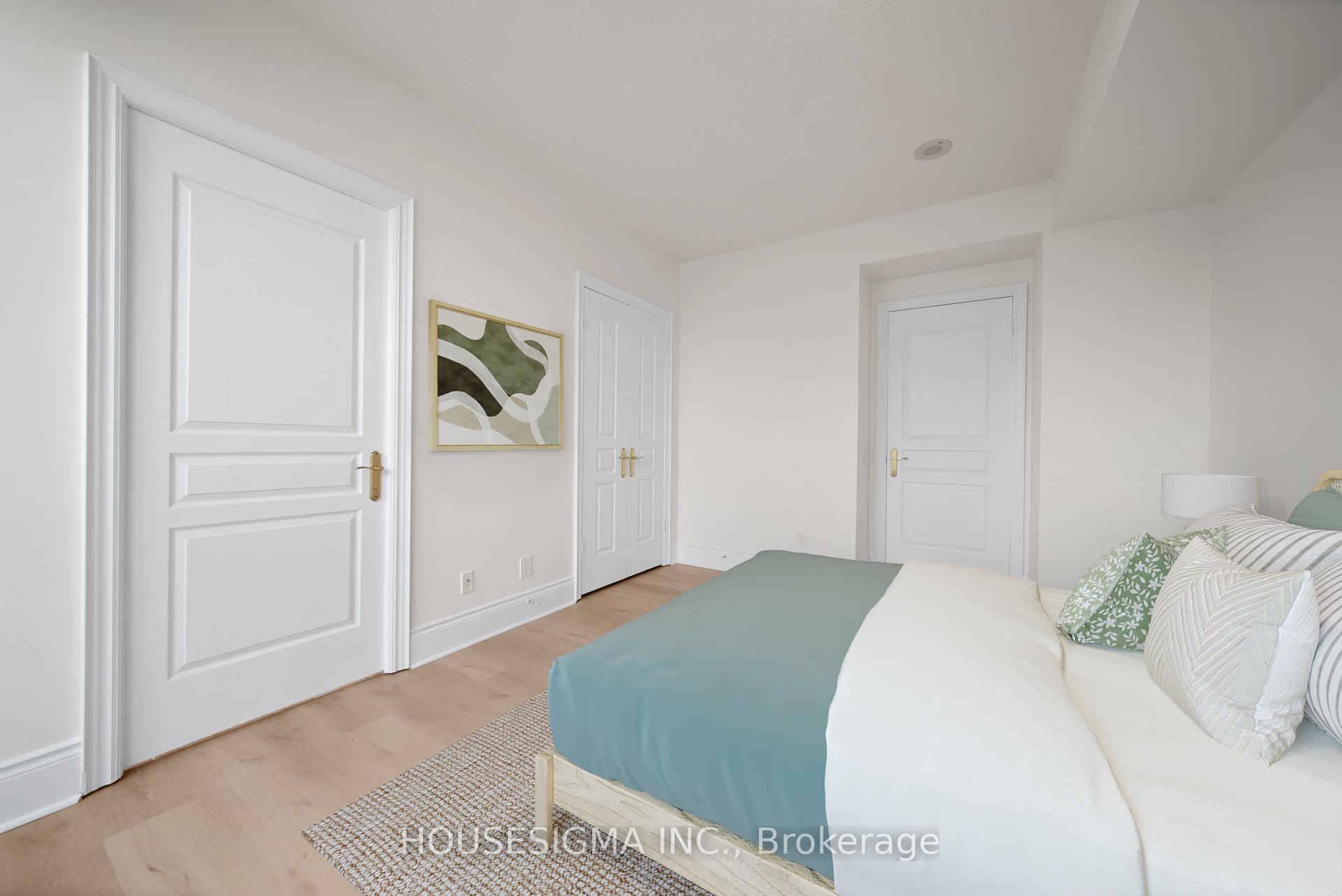 3 Bedrooms Condo at 5 Northtown, Toronto For sale