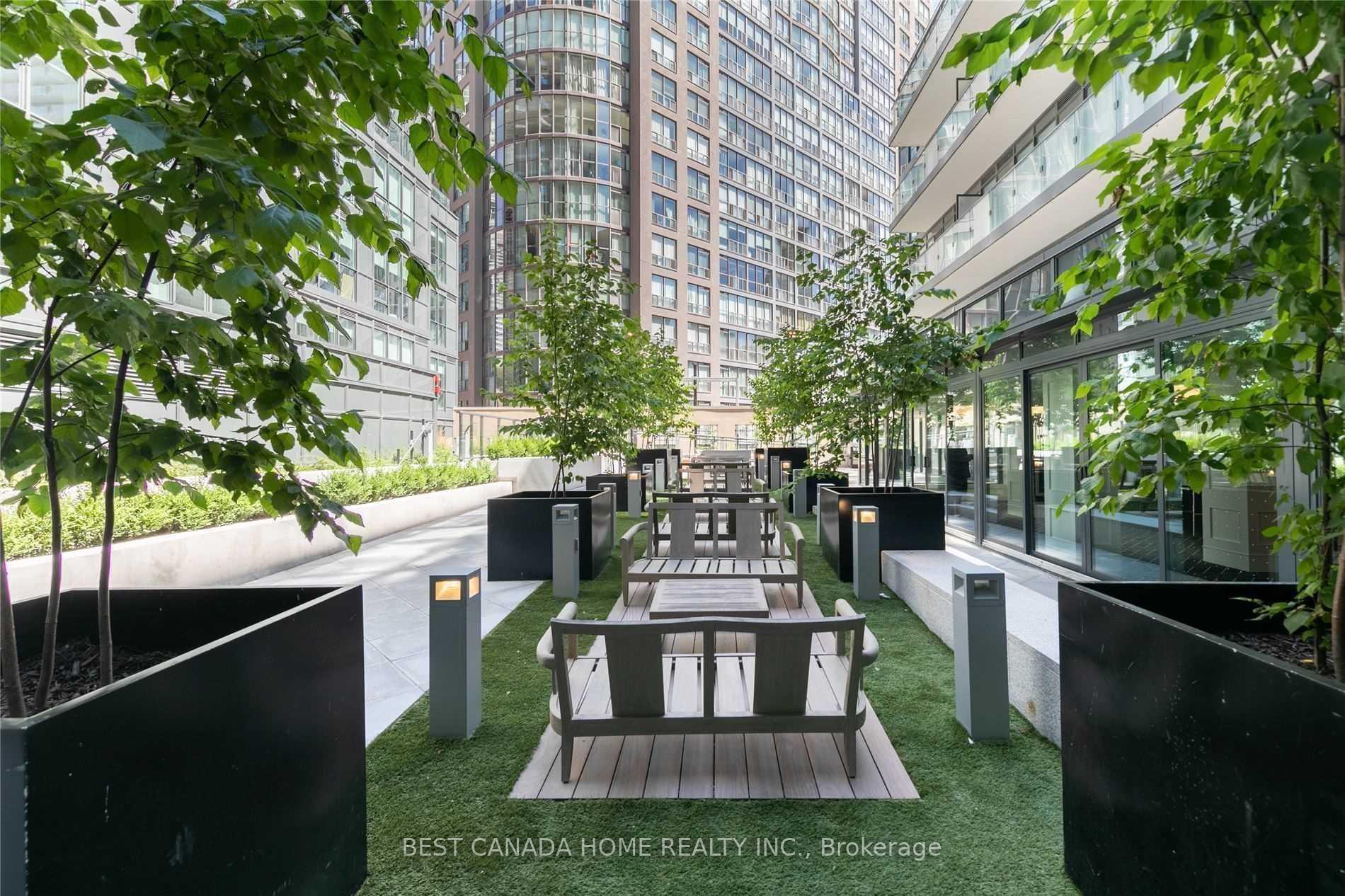 Condo at 955 Bay,  Toronto For sale