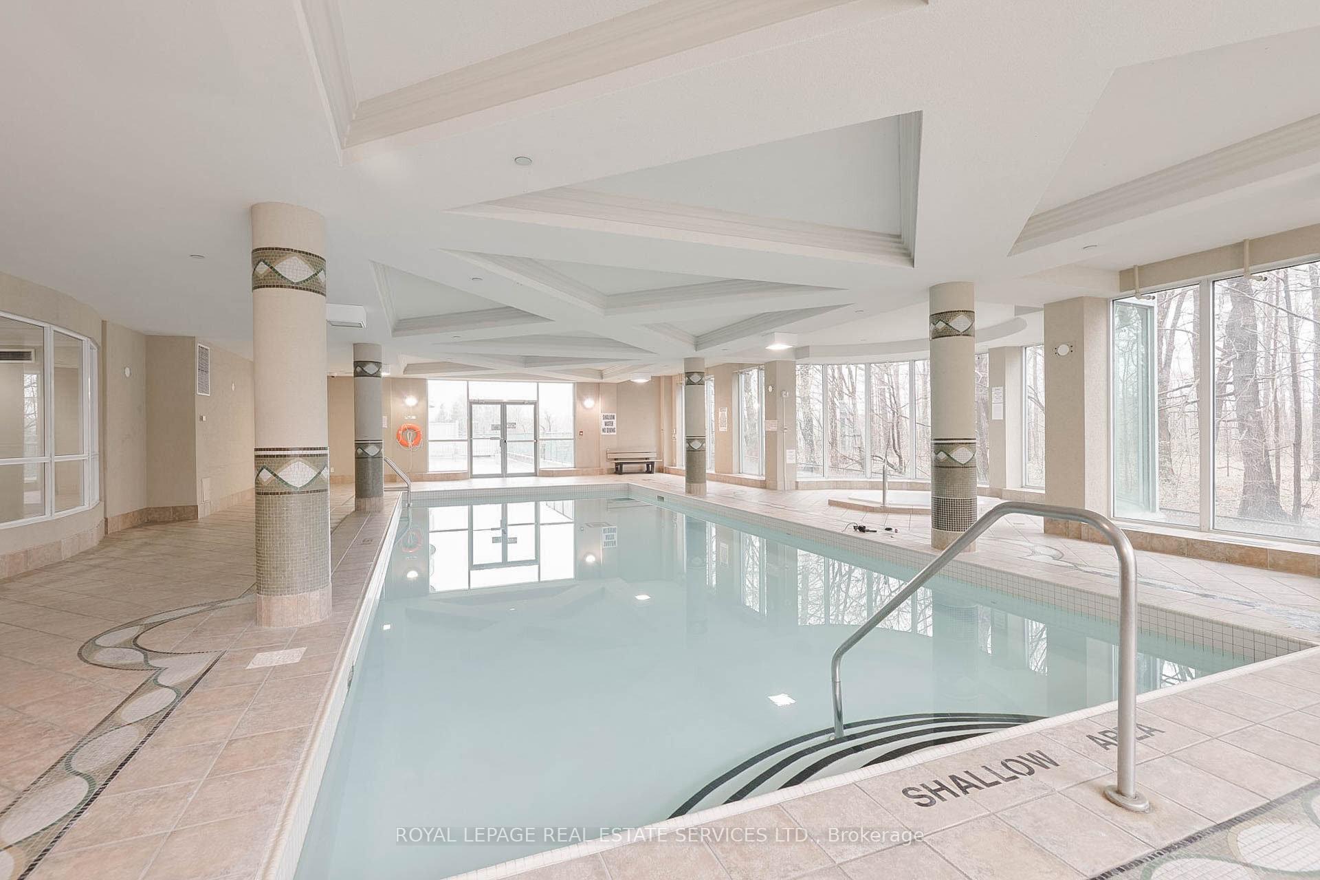 2 Bedrooms Condo at 2585 Erin Centre,  Mississauga For sale