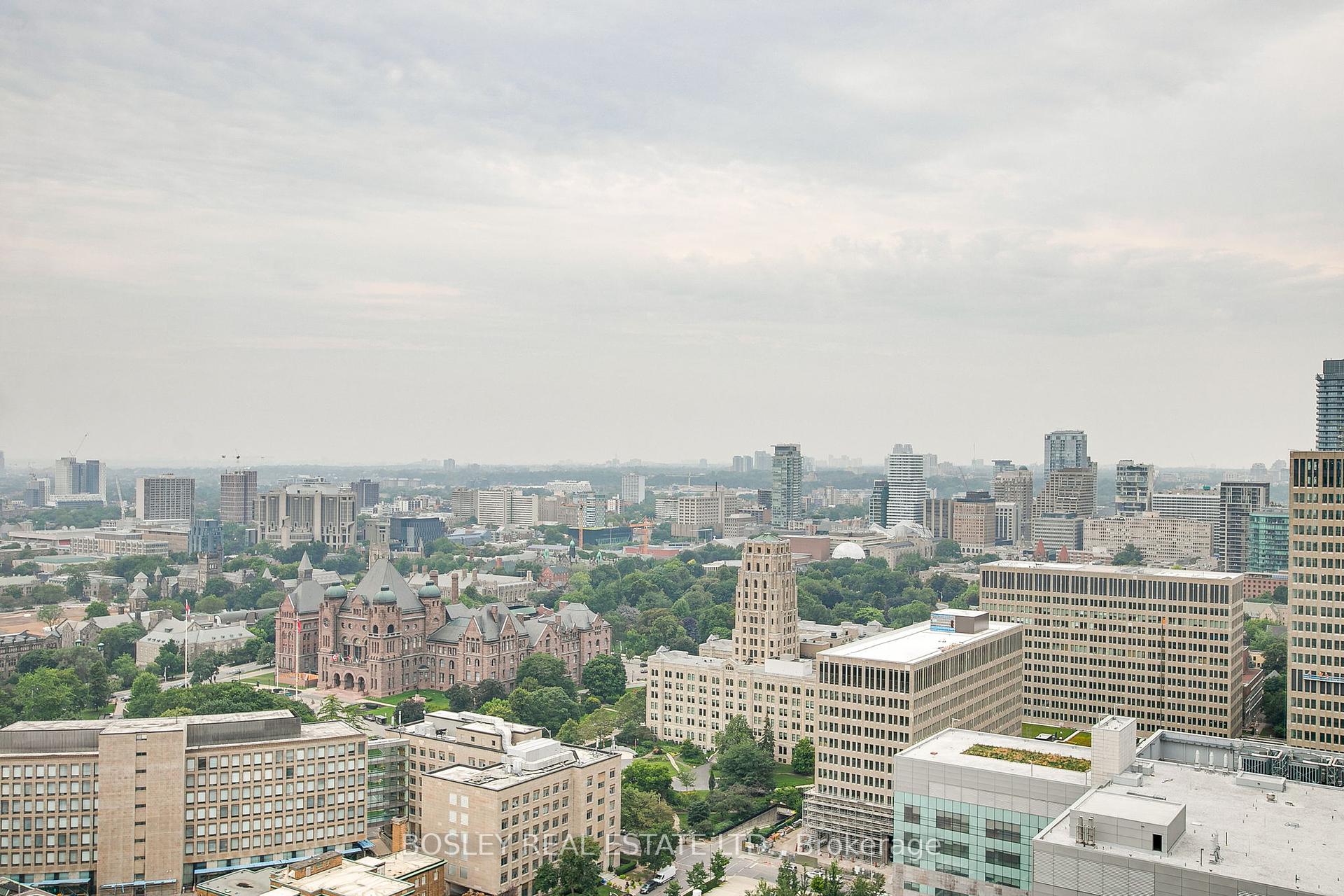 2 Bedrooms Condo at 770 Bay, Toronto For sale