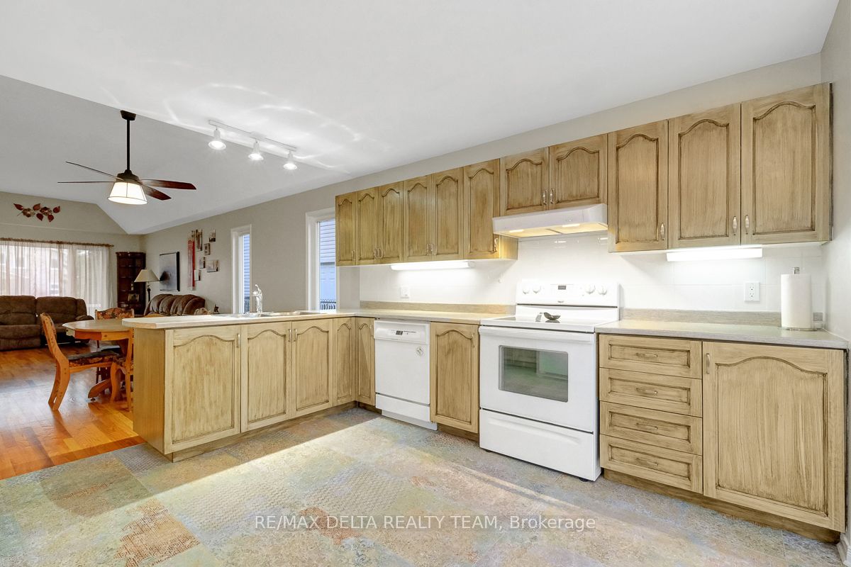 1666 Sunview Drive