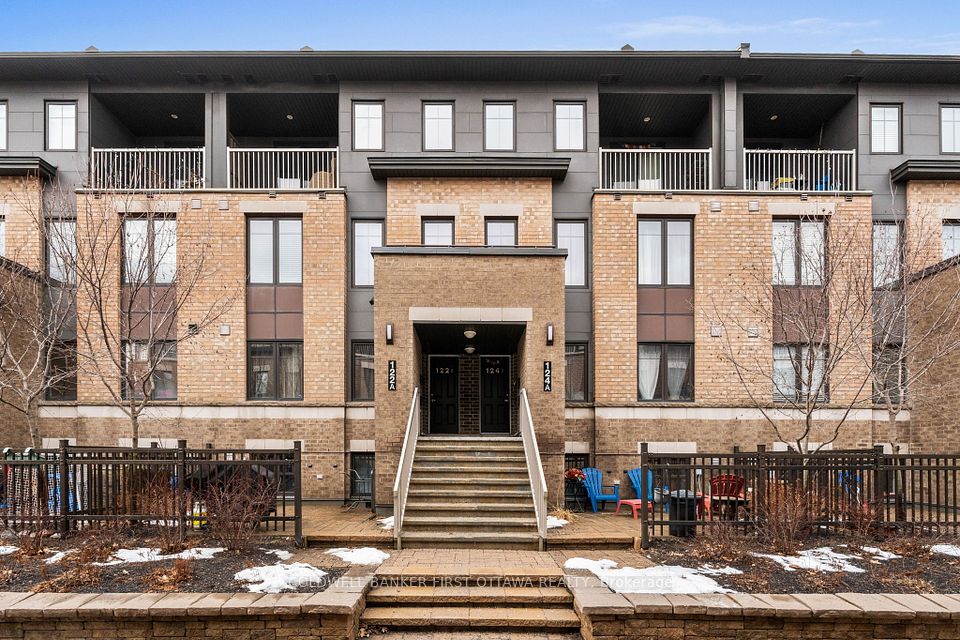 122 LINDENSHADE