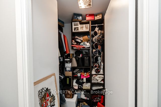 90 Park Lawn Road, #2811