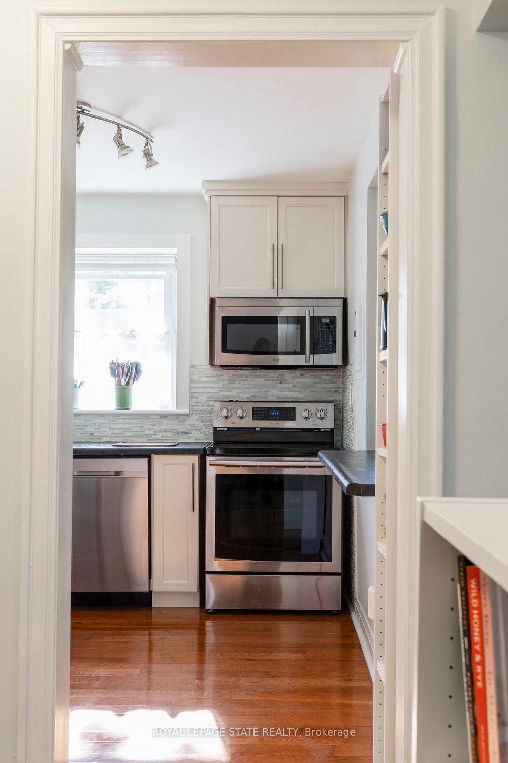 1 Bedroom Co-op at 2 Stroud, Hamilton For sale