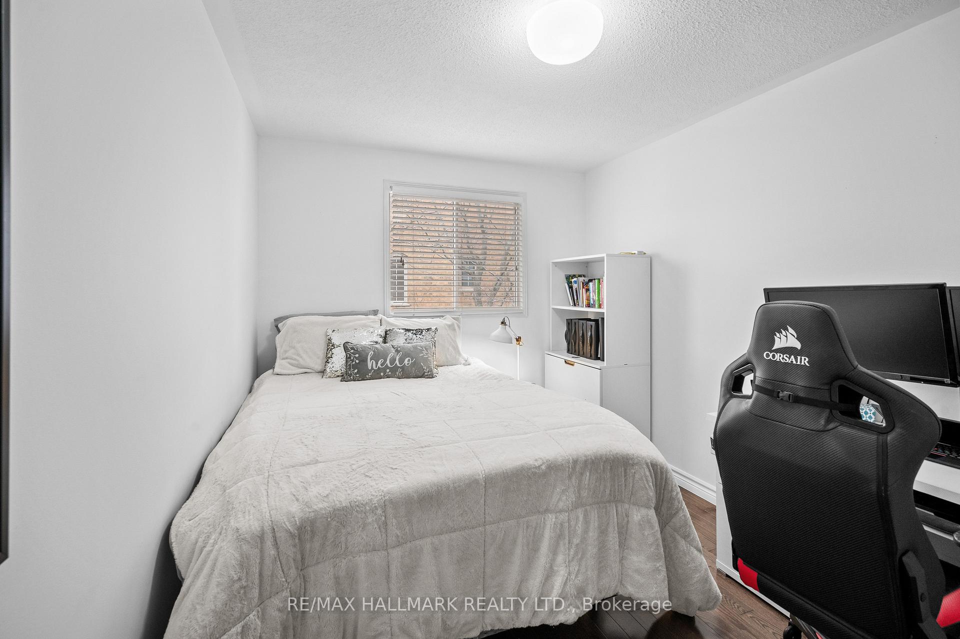 3 Bedrooms Condo at 5950 Glen Erin,  Mississauga For sale