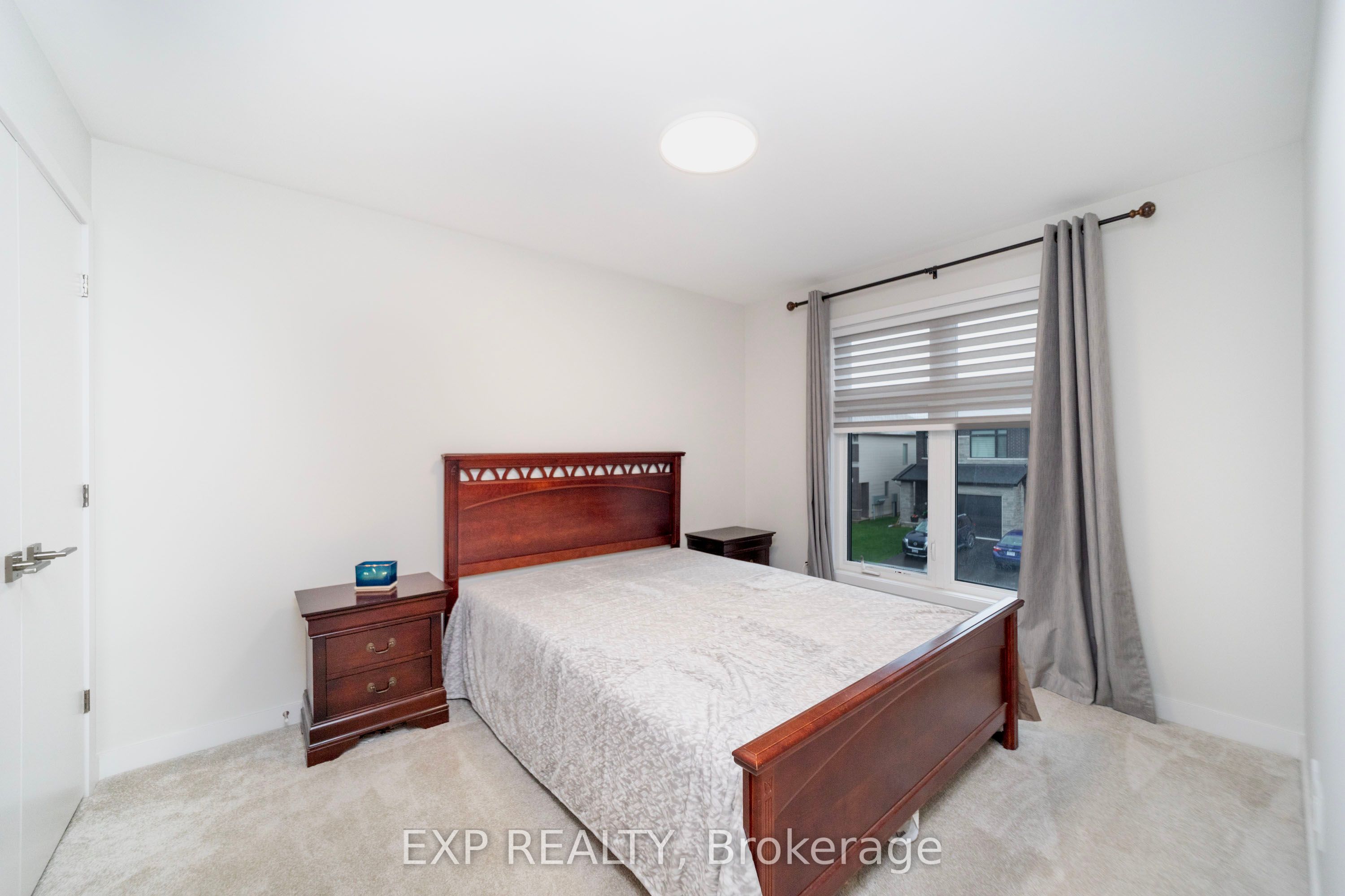 230 FINSBURY Avenue, Stittsville - Munster - Richmond 8203 - Stittsville (South)