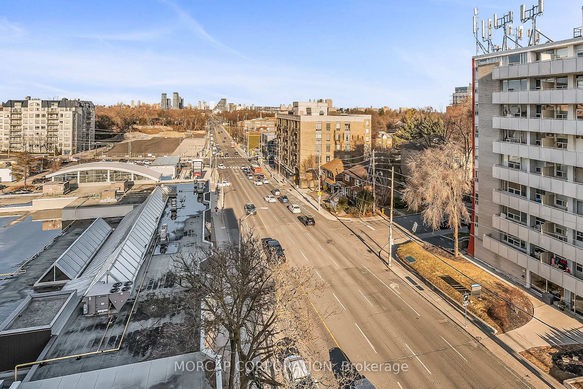 2 Bedrooms Condo at 600 Eglinton, Toronto For sale