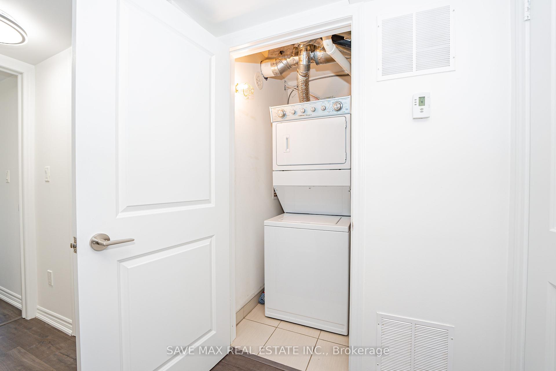 3 Bedrooms Condo at 1070 Progress, Toronto For sale