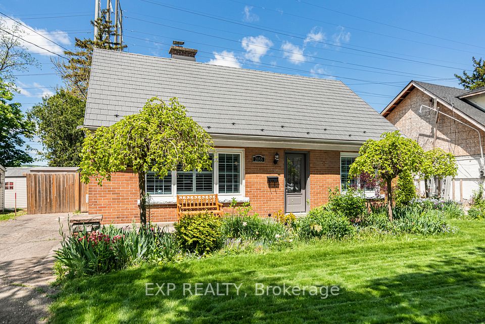 2055 Churchill Avenue, Burlington, ON L7R 3T8
