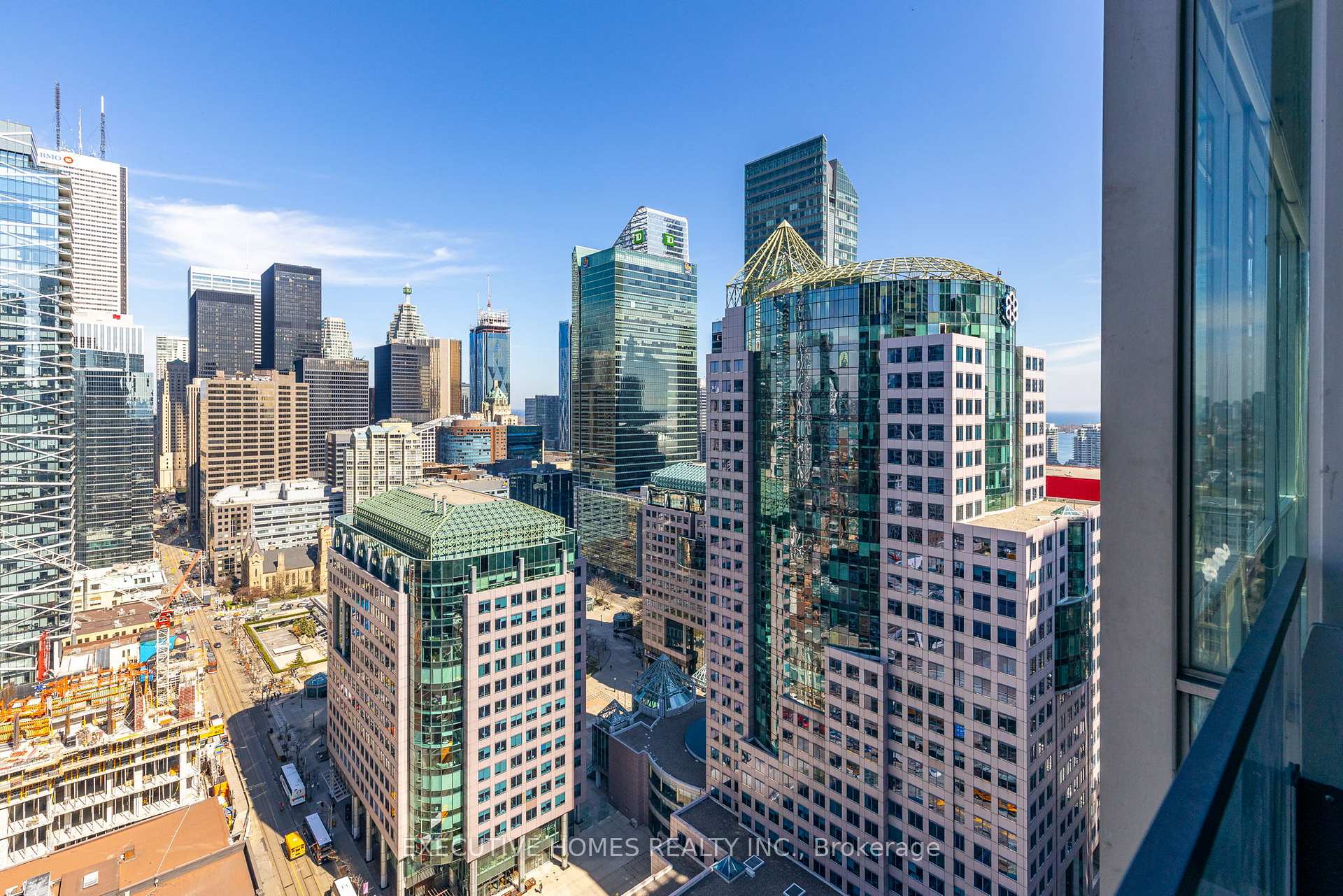 2 Bedrooms Condo at 80 John,  Toronto For sale