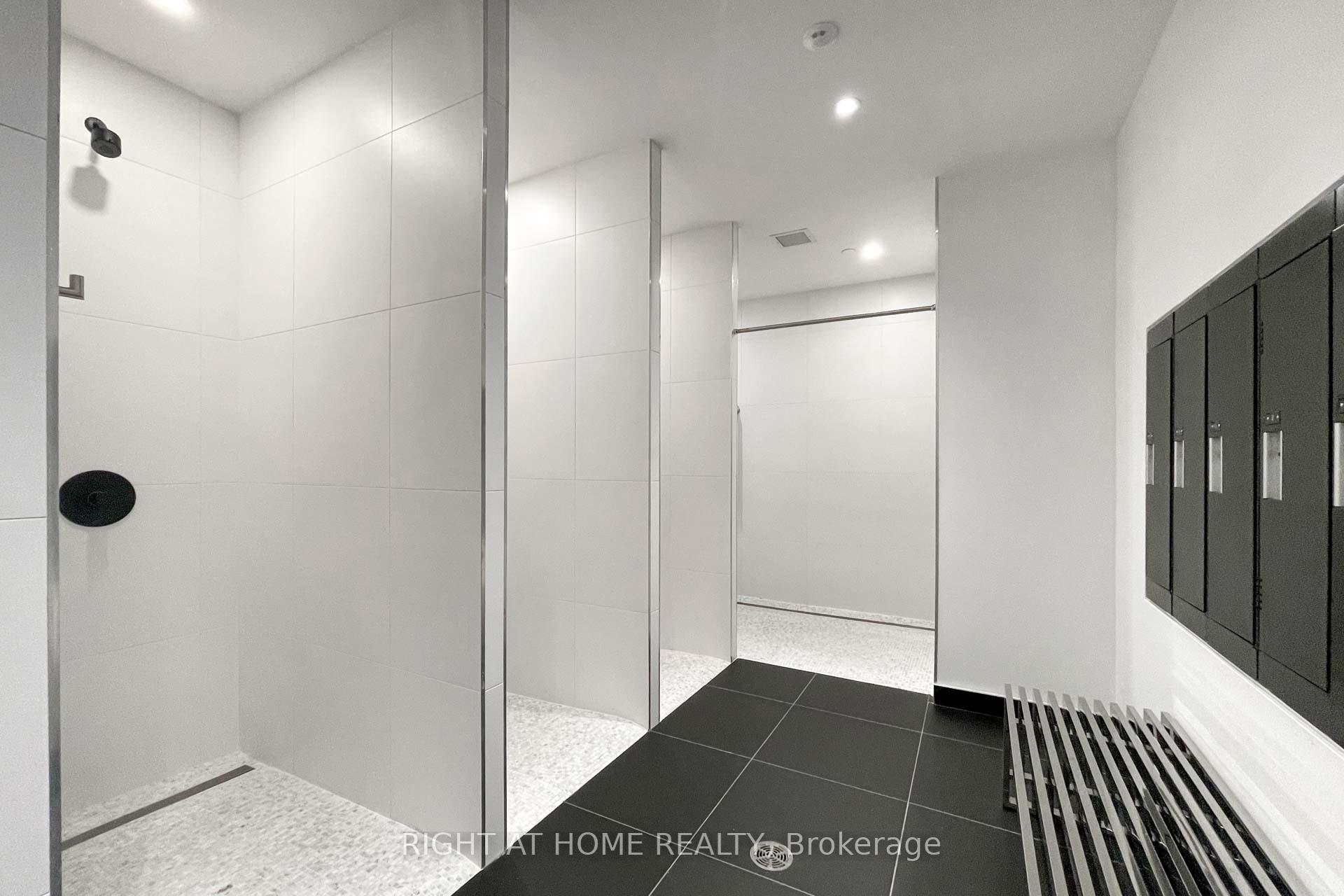 3 Bedrooms Condo at 20 Edward, Toronto For sale
