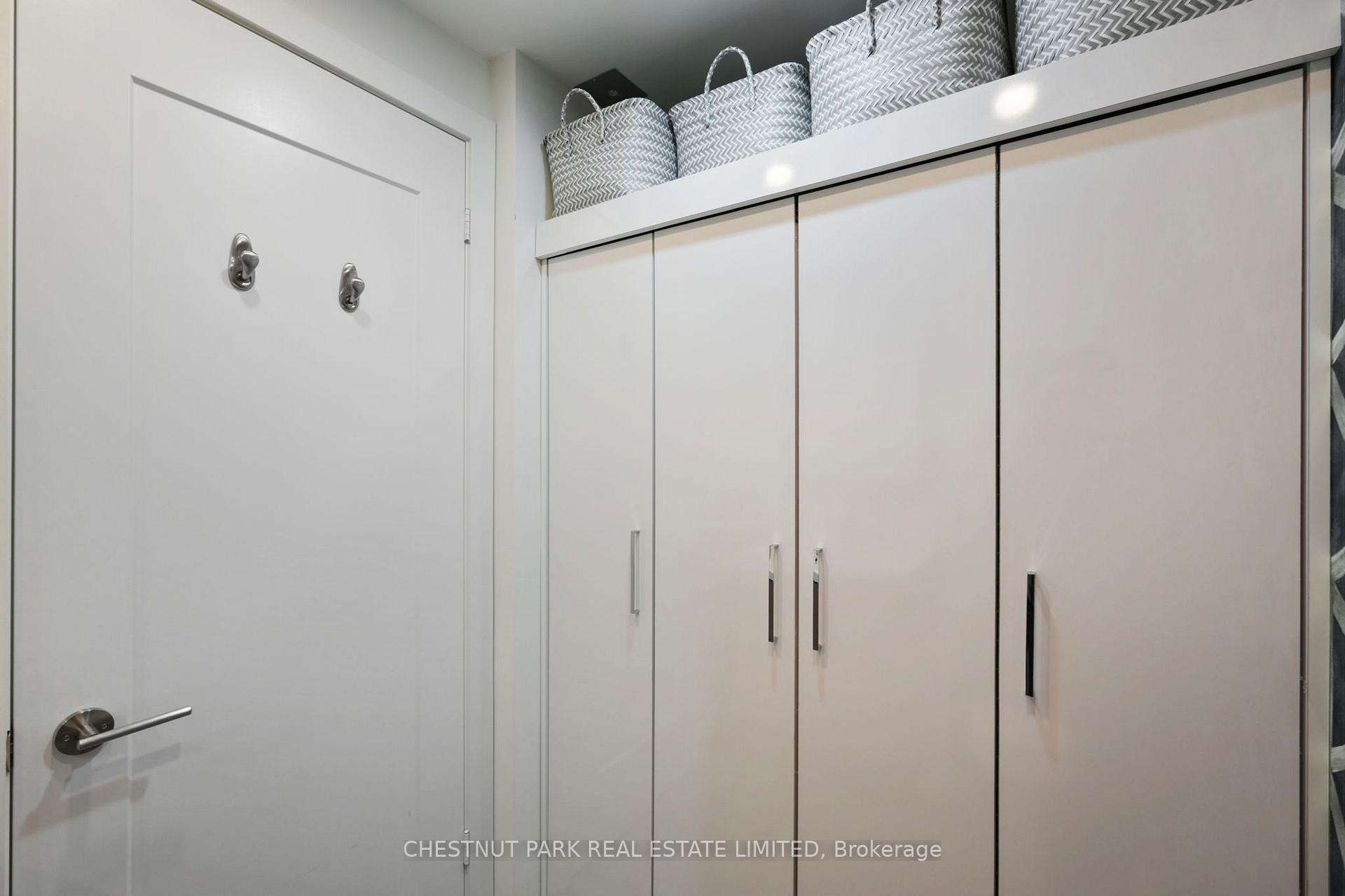 3 Bedrooms Condo at 38 Cameron, Toronto For sale