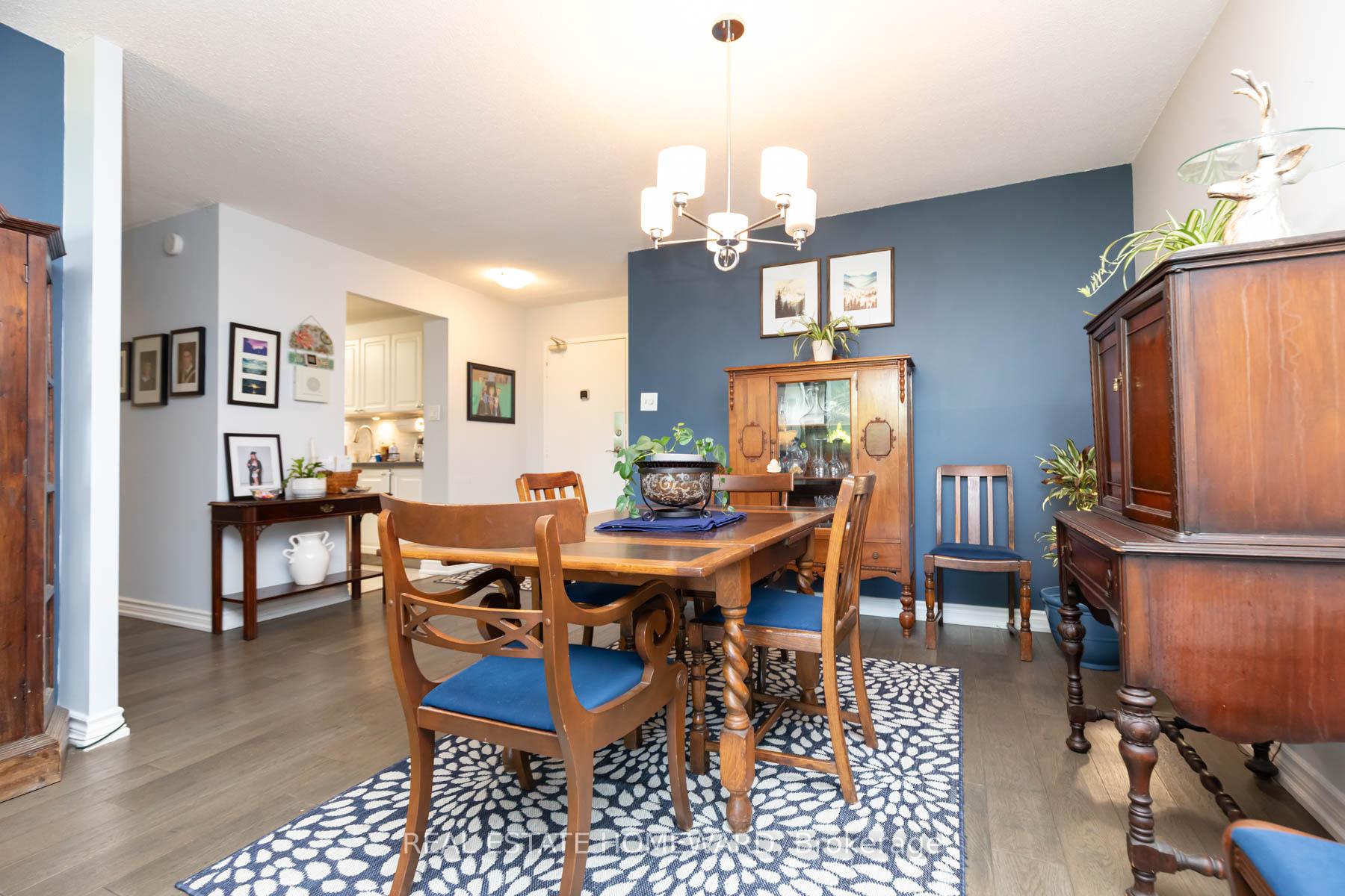 3 Bedrooms Condo at 45 Huntingdale, Toronto For sale