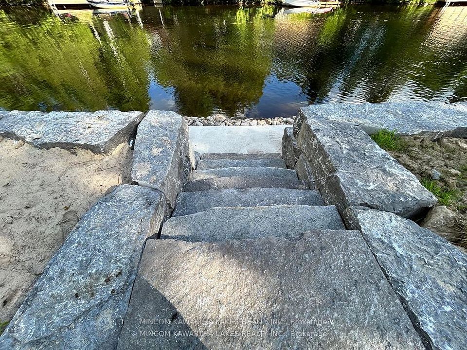 165 Cedarplank