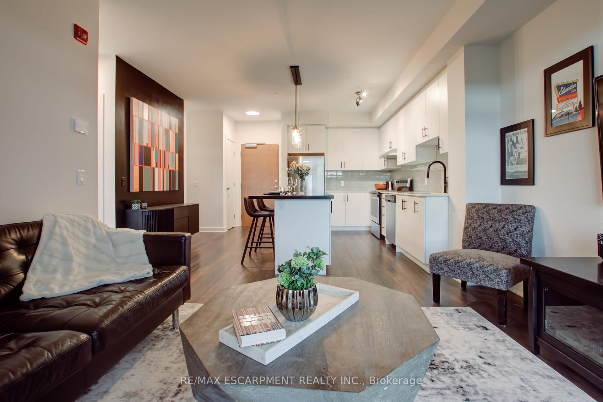 1 Bedroom Condo at 320 Plains, Burlington For sale