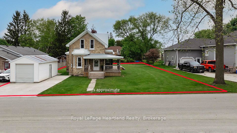 178 Wellington Street, North Huron, ON N0M 1H0