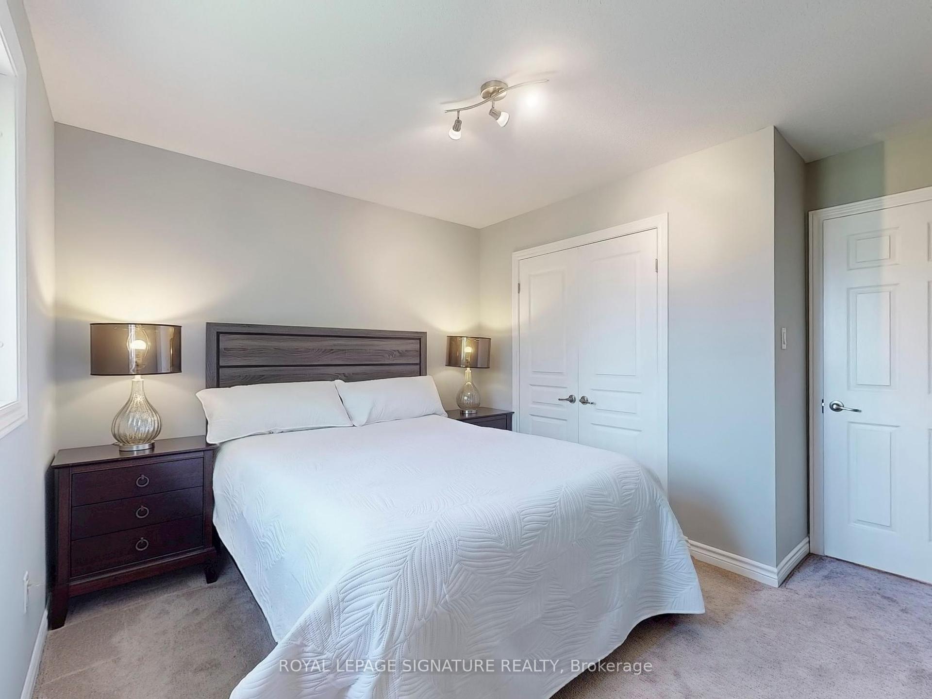 3 Bedrooms Condo at 99 Panabaker, Hamilton For sale