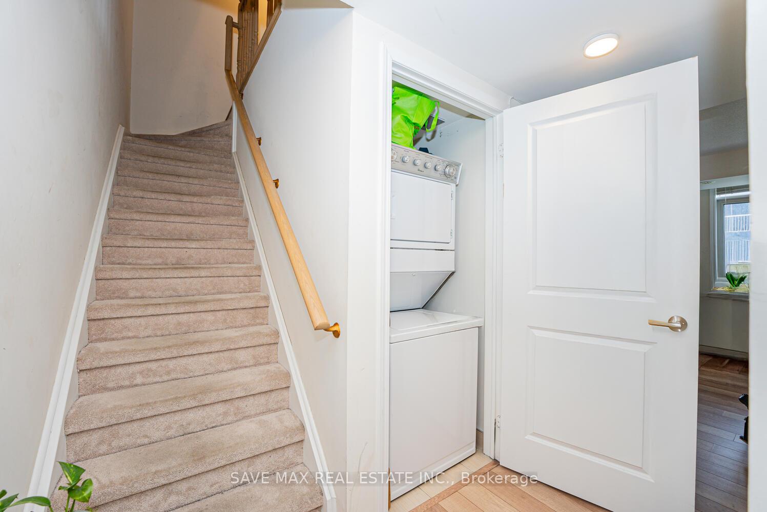 2 Bedrooms Condo at 1070 Progress, Toronto For sale