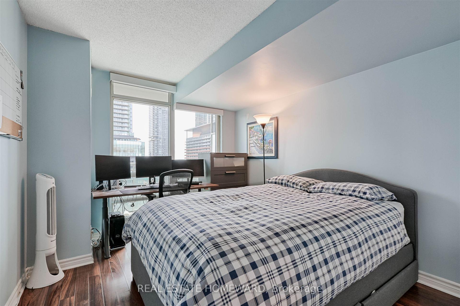 3 Bedrooms Condo at 397 Front, Toronto For sale