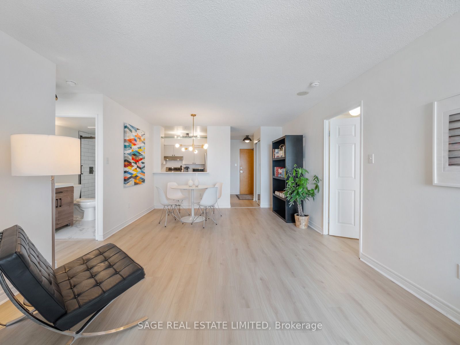 #909 - 70 Mill Street, Toronto, ON M5A 4R1
