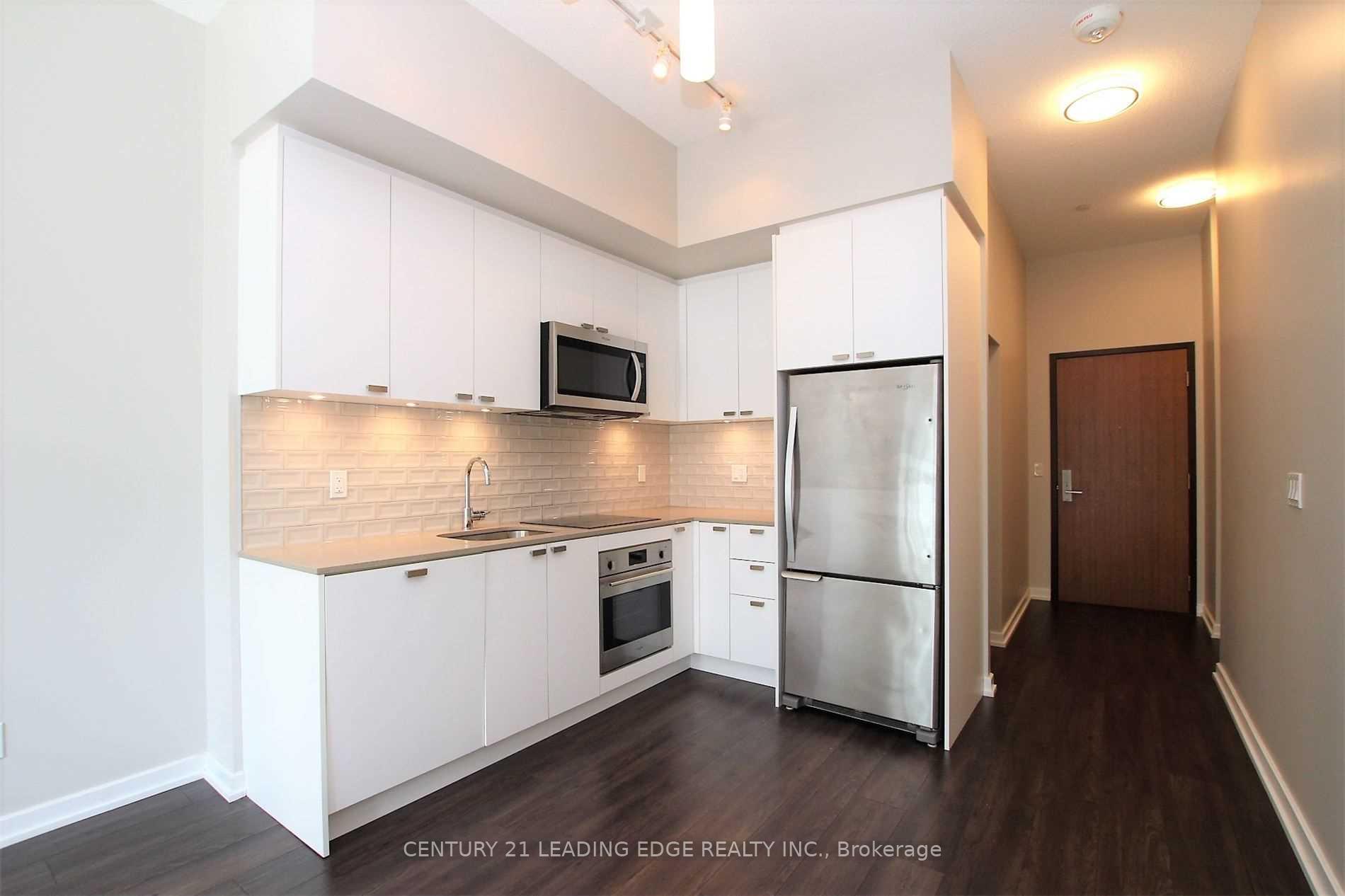 2 Bedrooms Condo at 56 Forest Manor, Toronto For sale